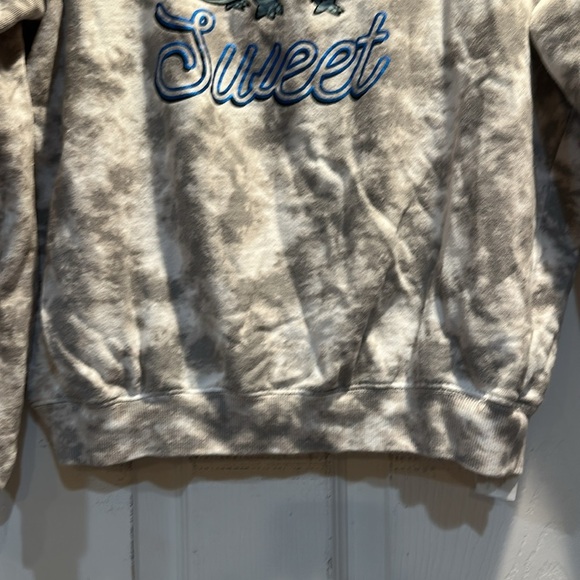 Disney Parks Frozen 2 Brunie Sweet and Feisty Tie Dye Sweatshirt L Lizard - Picture 5 of 7